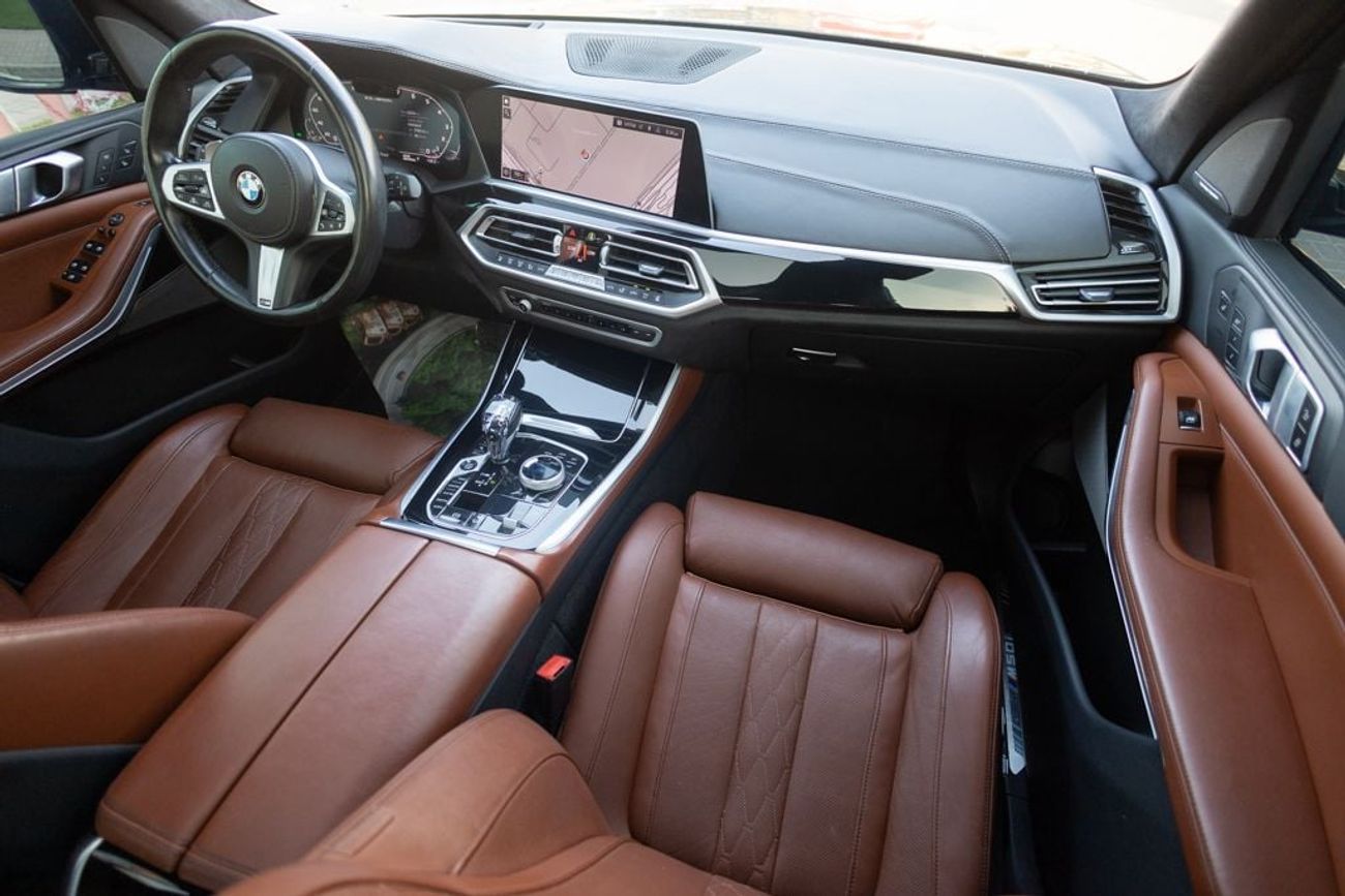 BMW X5 M50i 4.4L BMW X5 M50i M-Sport 2021 GCC under Agency Warranty with Flexible Down-Payment.