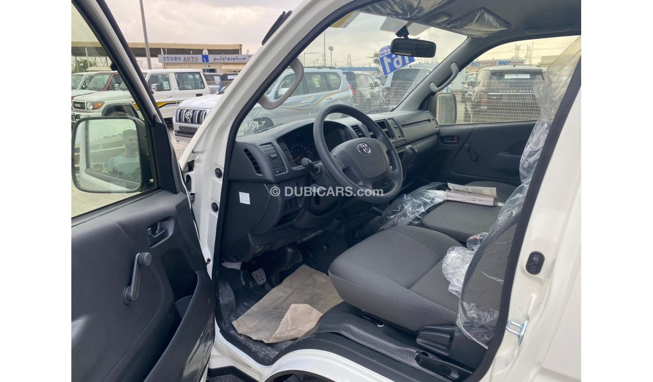 Toyota Hiace 2022 TOYOTA HIACE 2.5 DIESEL PASSENGER VAN