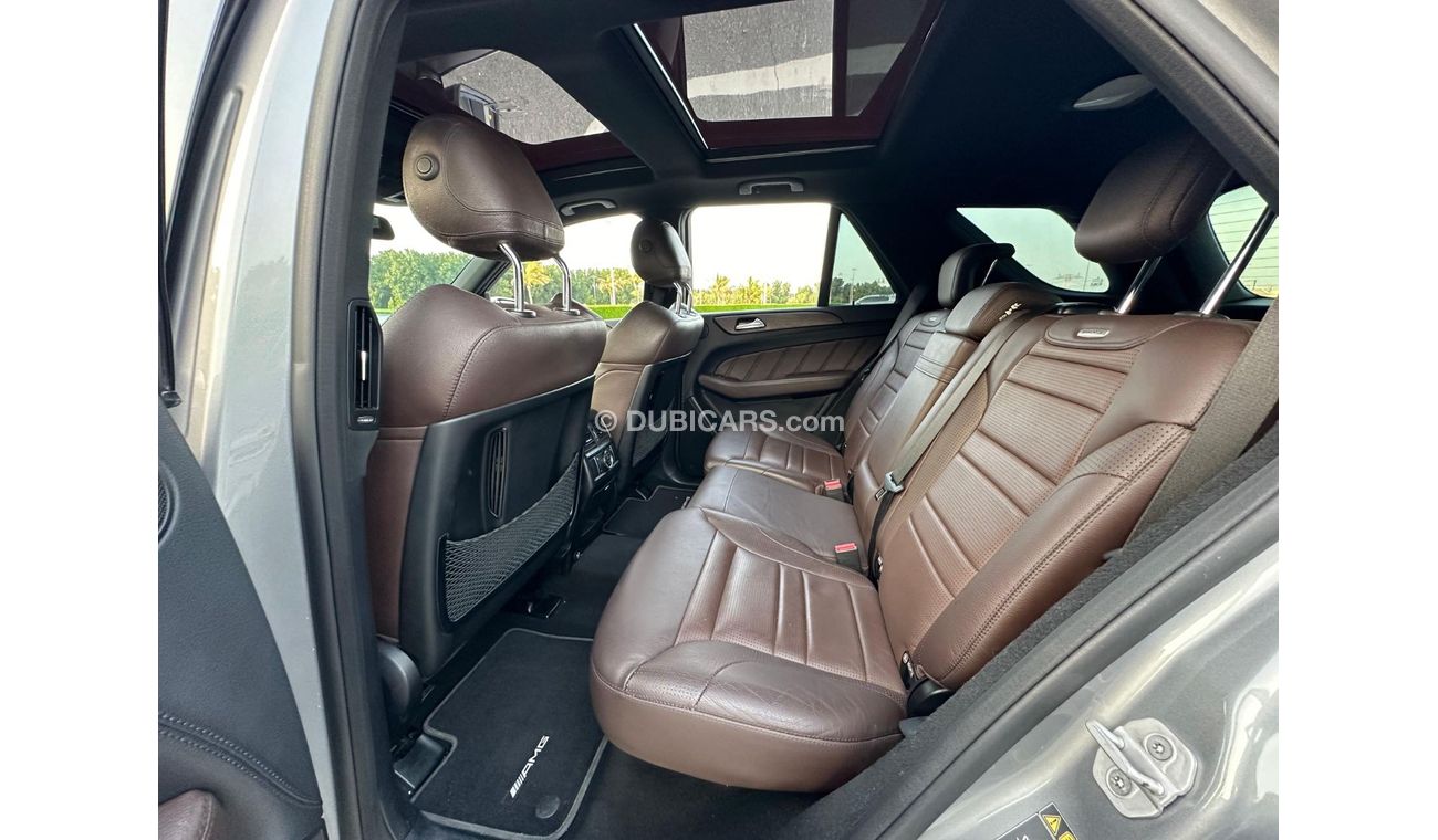 Mercedes-Benz ML 63 AMG Std Mercedes ML-63 AMG 2015 GCC V8 Perfect Condition - Full OPtion