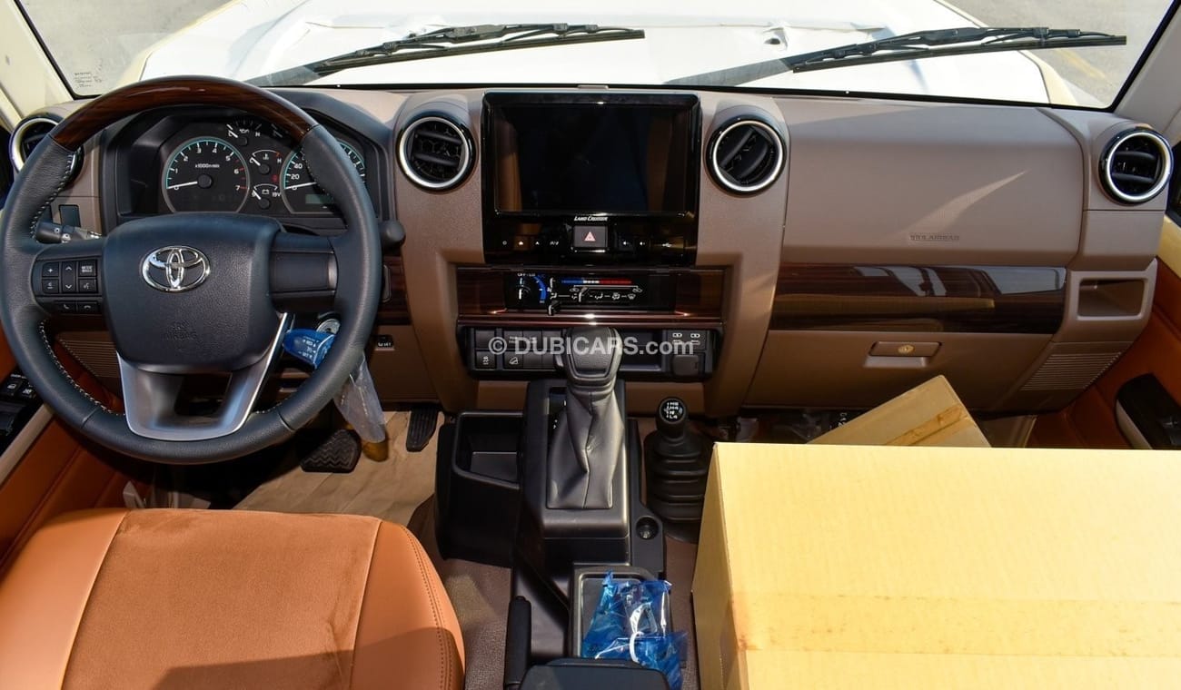 Toyota Land Cruiser Pick Up LX V6
