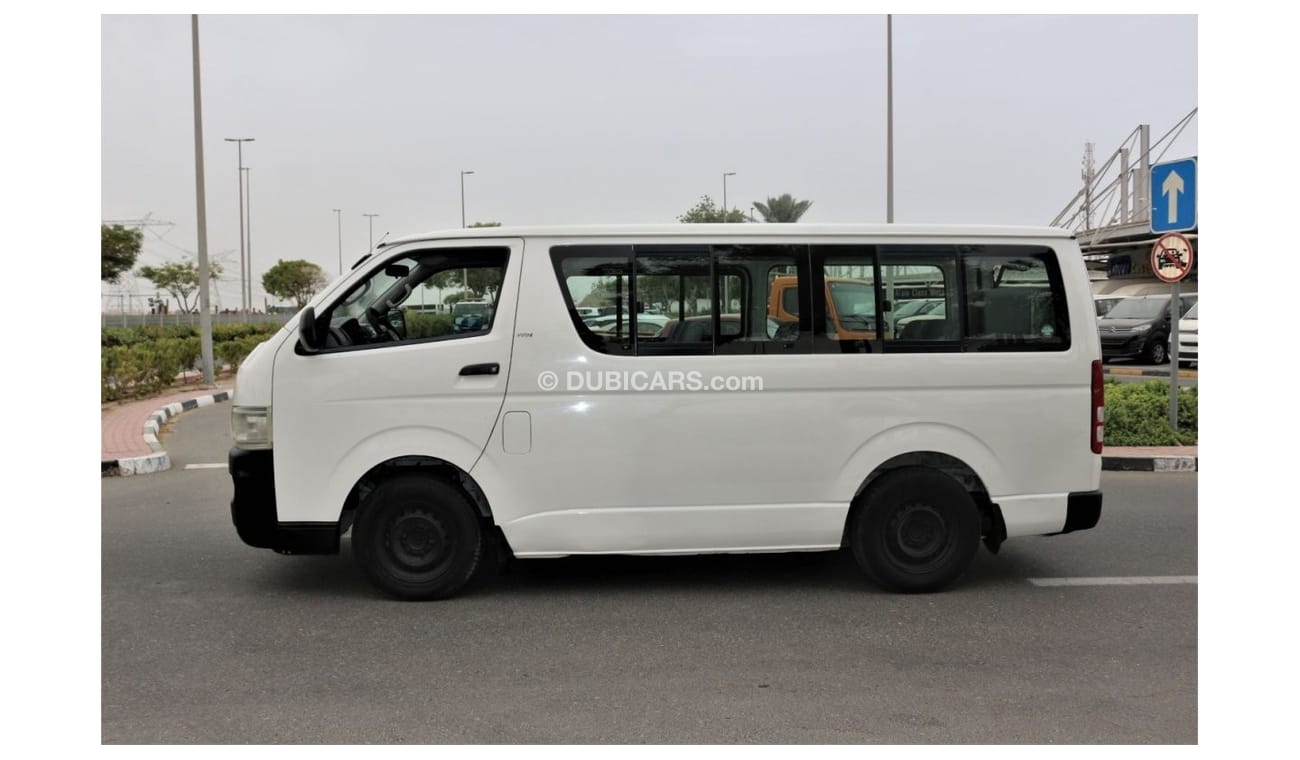 Toyota Hiace TOYOTA HIACE 14 PASSENGER 2009