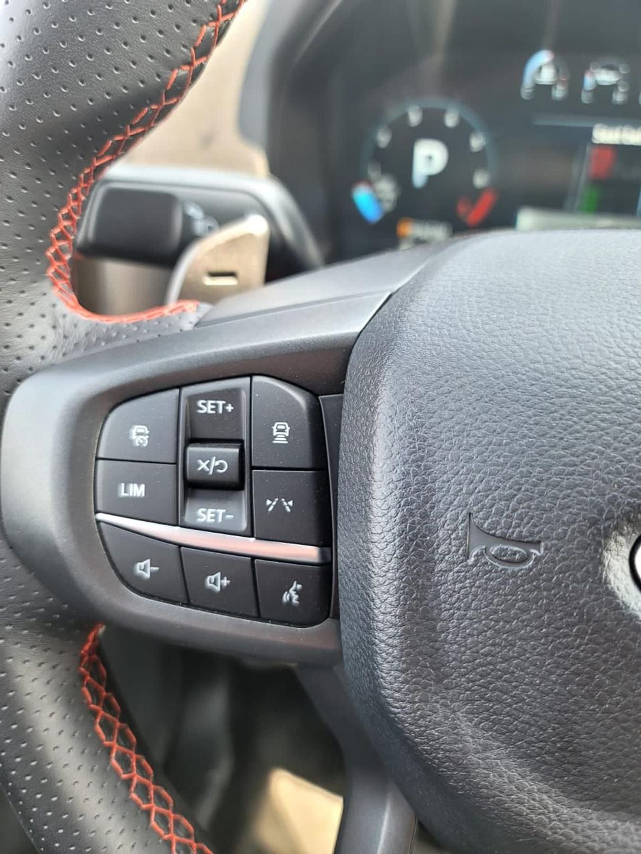 فورد رانجر RAPTOR 3.0L PETROL GCC SPECS
