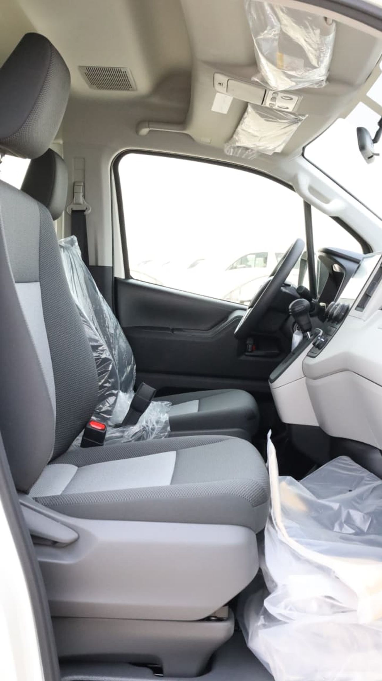 Toyota Hiace AUTOMATIC