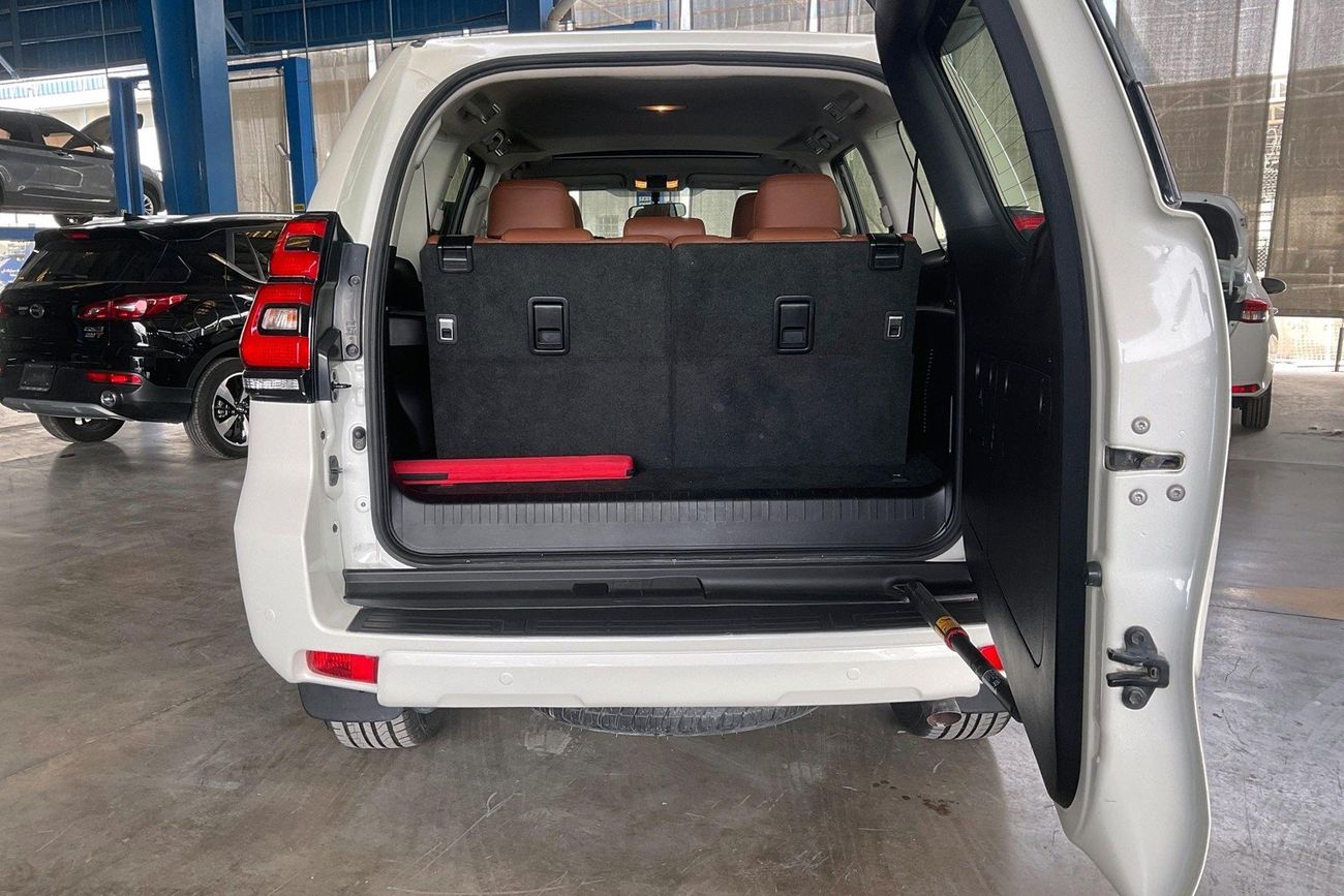 تويوتا برادو VXR | شامل الضمان | 0 ﺪﻔﻋﺓ ﺃﻮﻟﻯ