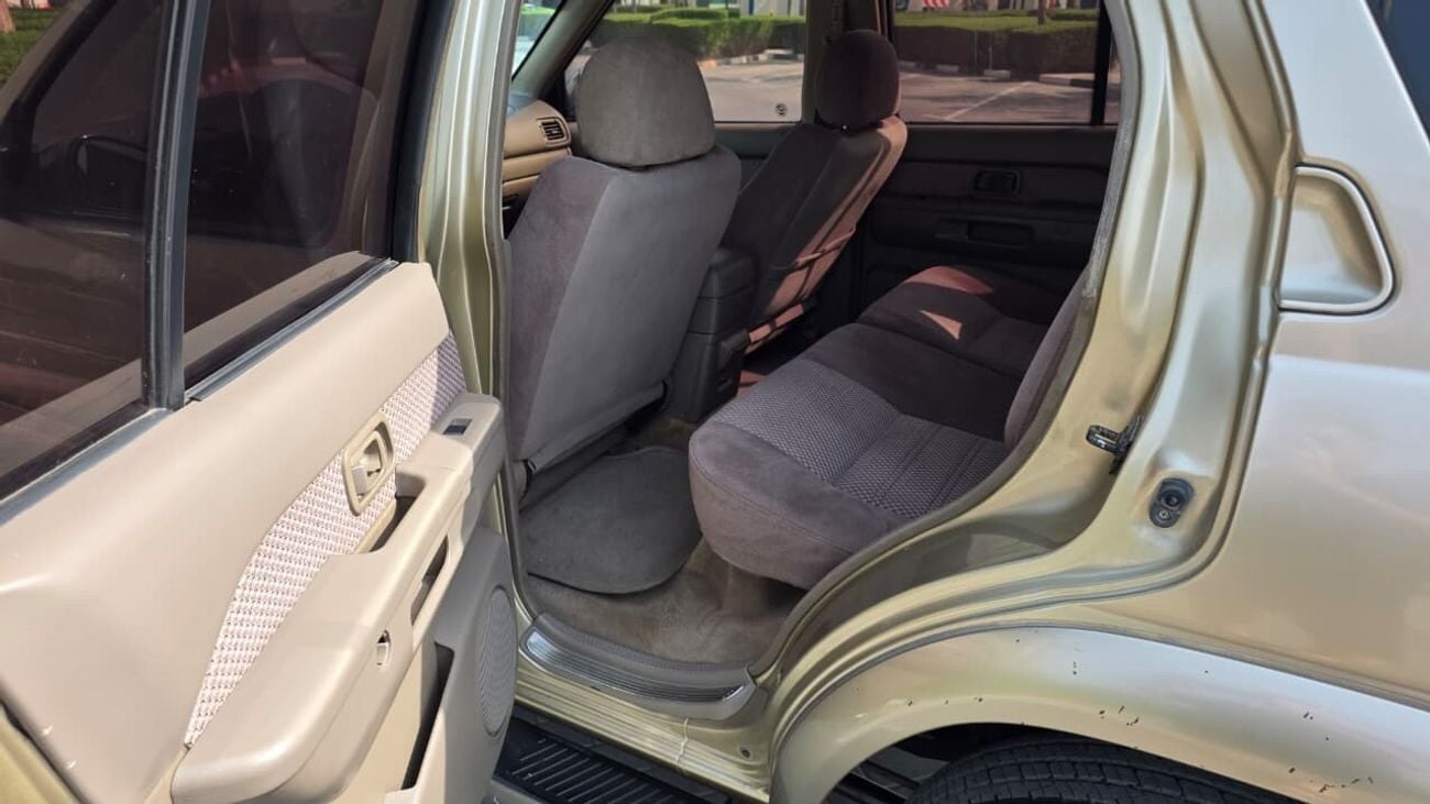 نيسان باثفايندر XE 3.5L