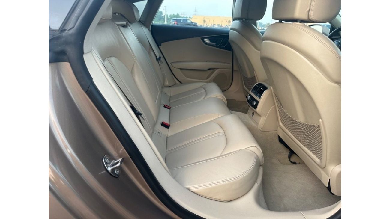 Audi A7 35 FSI quattro Exclusive MODEL 2015 GCC CAR PERFECT CONDITION INSIDE AND OUTSIDE FULL OPTION PANORAM