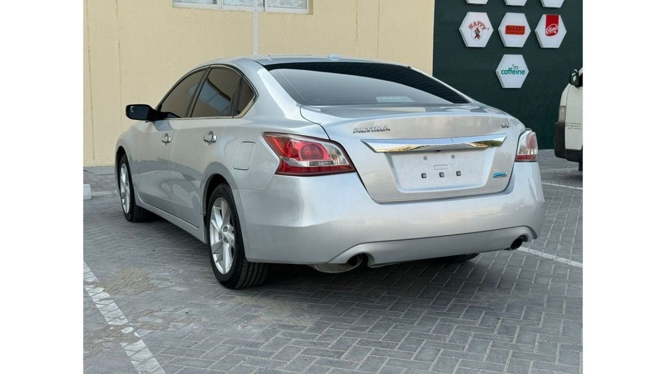 نيسان ألتيما SV