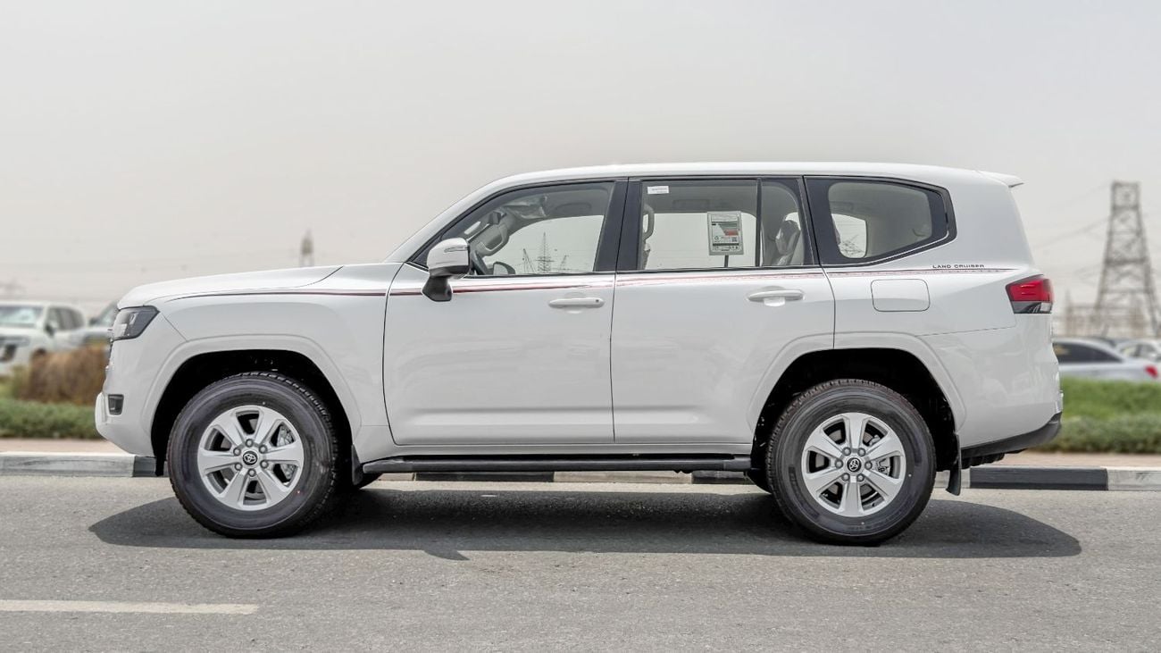 Toyota Land Cruiser GXR 2026 Toyota Land Cruiser GXR 3.3L AT Diesel (White-Beige) Basic
