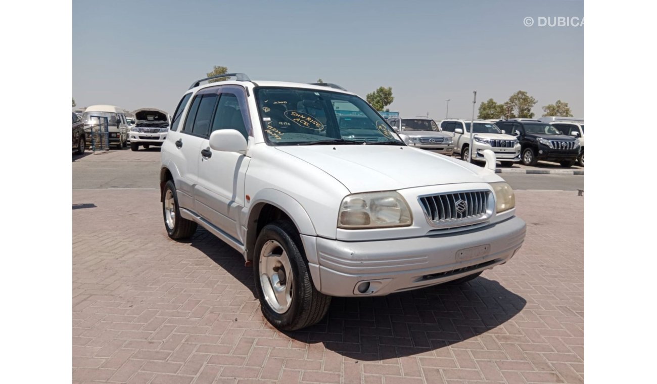 سوزوكي إيسكودو SUZUKI ESCUDO RIGHT HAND DRIVE (PM1401)