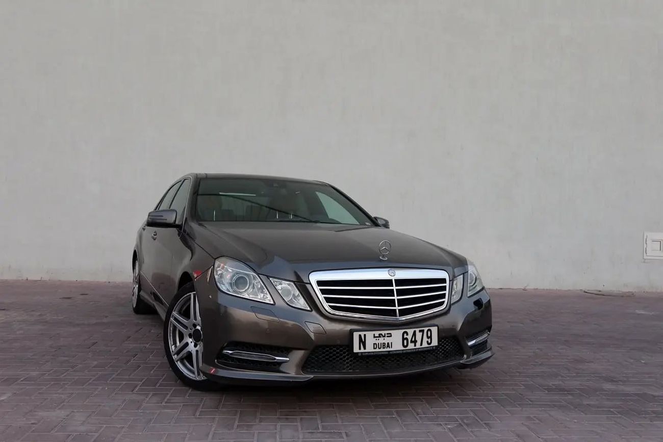 Mercedes Benz E300 E300 | GCC | Single Family Owned | Well Maintained