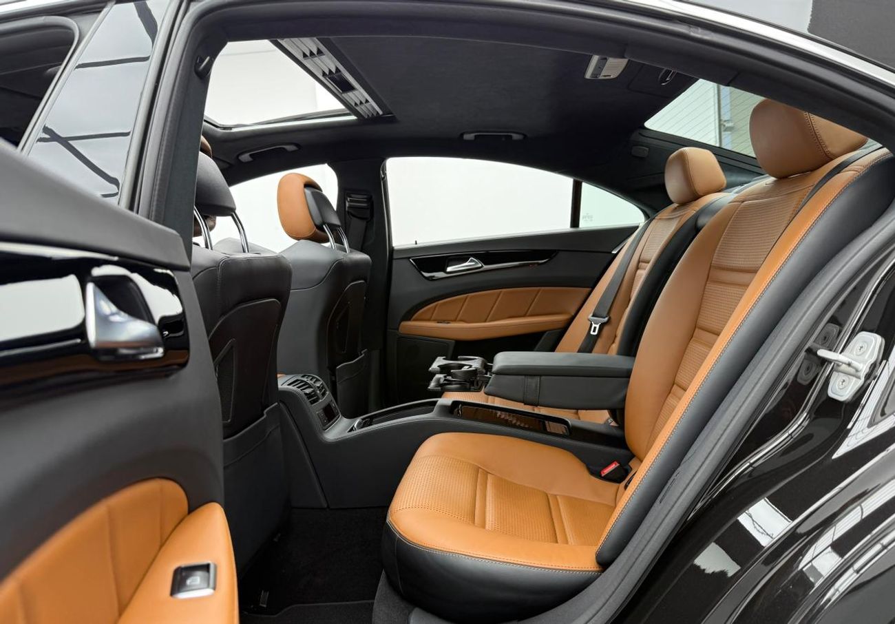 مرسيدس بنز CLS 63 AMG 2013 Mercedes Benz CLS 63 AMG, Full Mercedes Service History, Fully Loaded, Excellent Condition, GCC