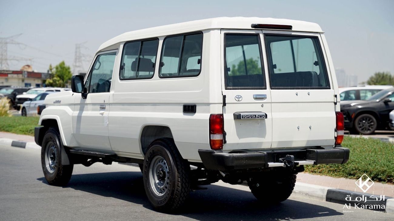 Toyota Land Cruiser 70 4.2L Diesel | 4WD Manual Transmission | 9+ Seater | LC78 Hardtop | for Export