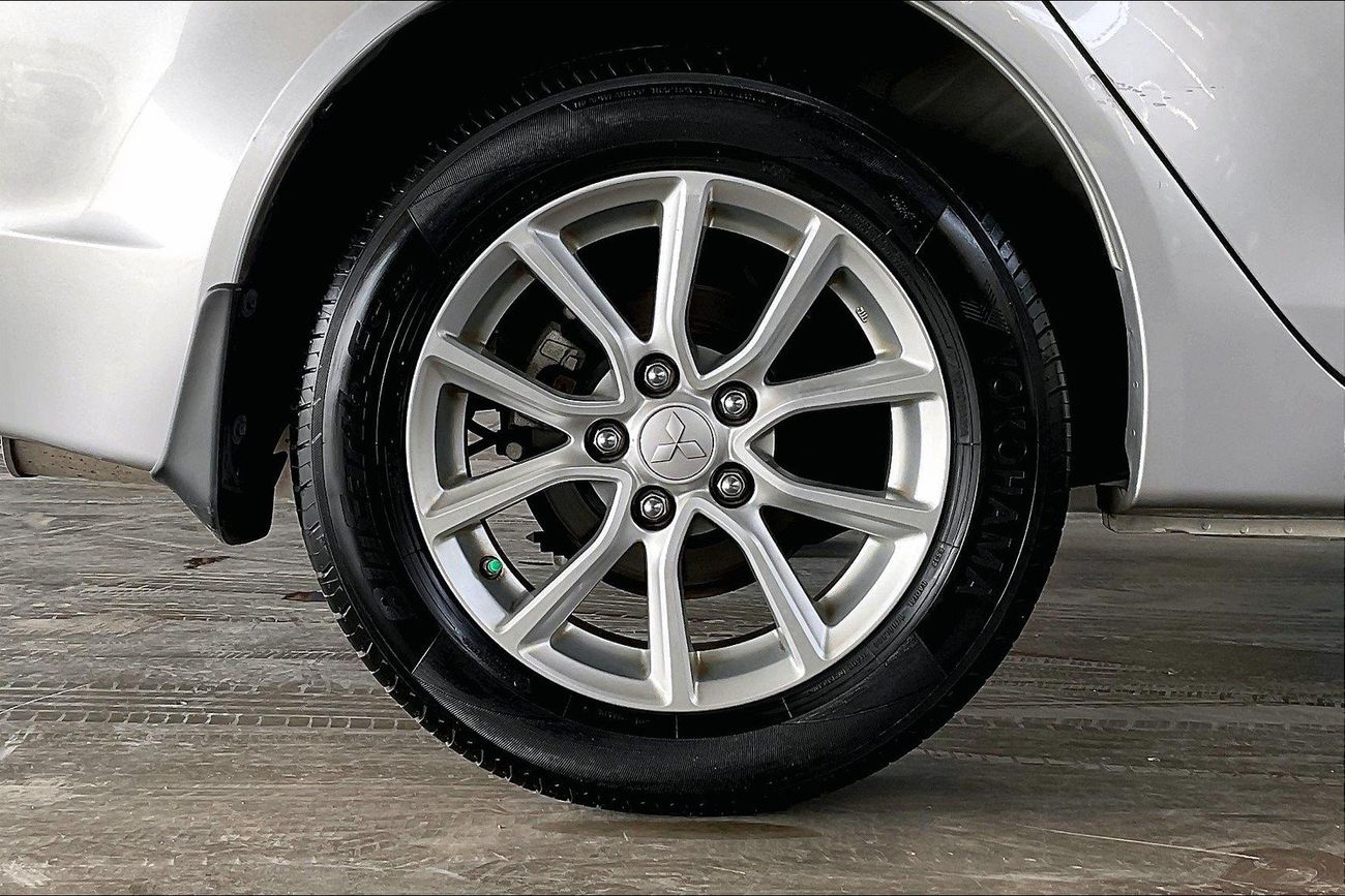 Mitsubishi Lancer EX GLS (W/Sunroof) | Guaranteed Warranty | 0 Down Payment