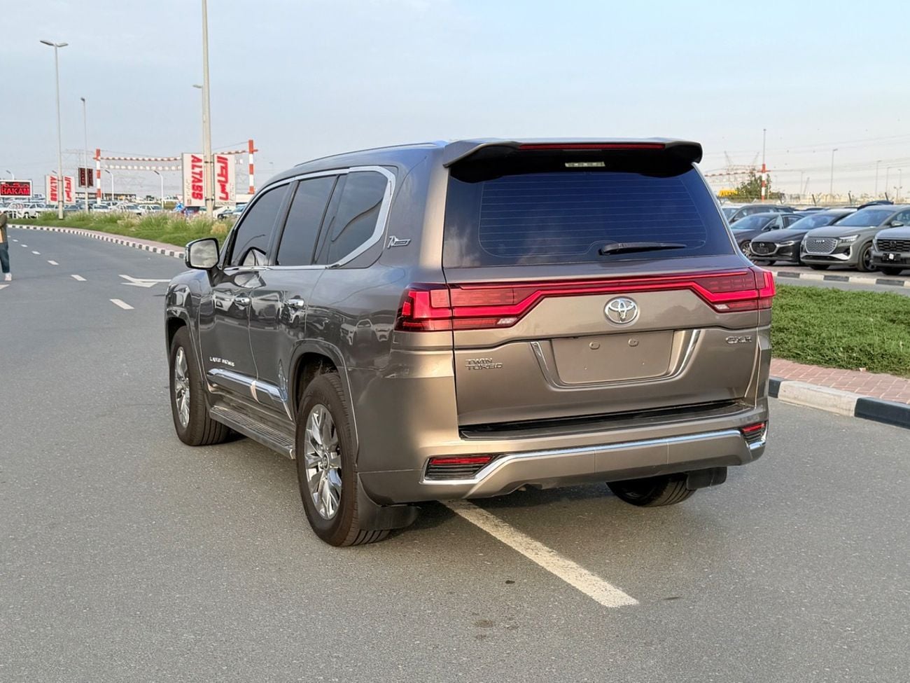 Toyota Land Cruiser GXR+ 4.0L Toyota landcuriser Years GXR 2017 upgrade 2025 full loaded V6 4.0L
