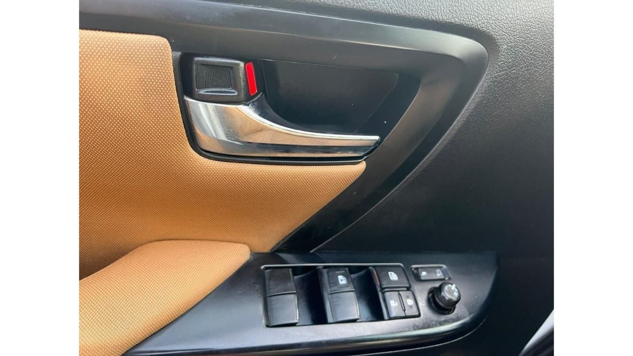 تويوتا فورتونر 2020 TOYOTA FORTUNER 2.7L  // V4 // 4X4 // GCC // CLEAN TITLE // WITH EXCELLENT CONDITION