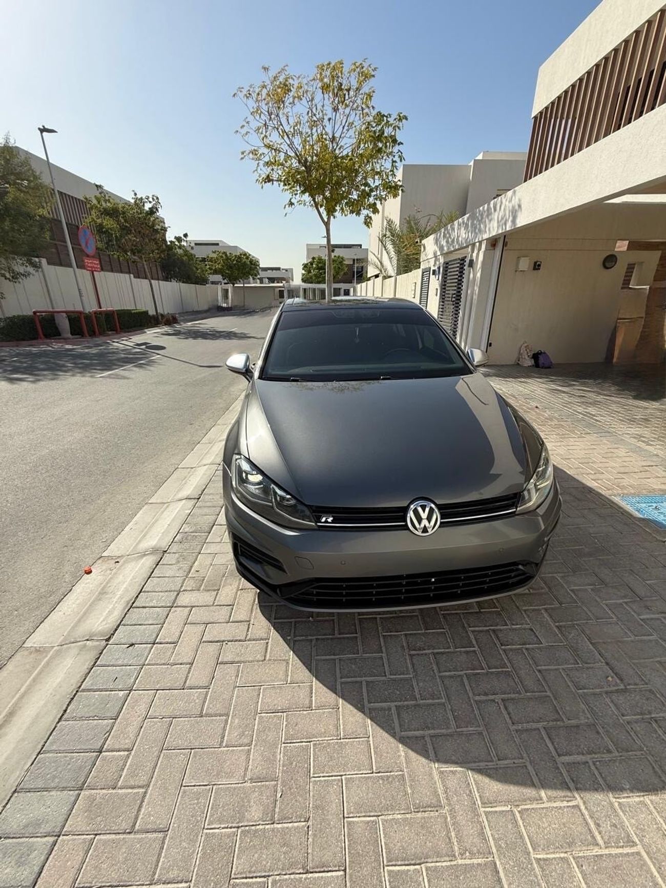 Volkswagen Golf R TSI -R