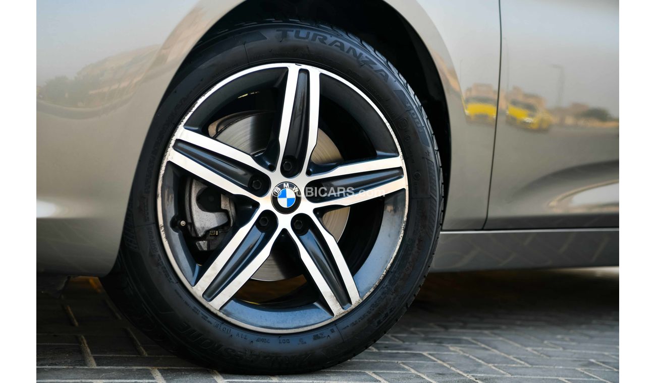 BMW 218i Active Tourer - Sat Nav, Panoramic Sunroof! Full BMW Service History - AED 1,253 Per Month - 0% DP