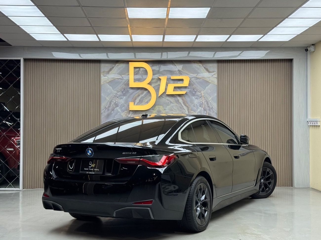 BMW i4 