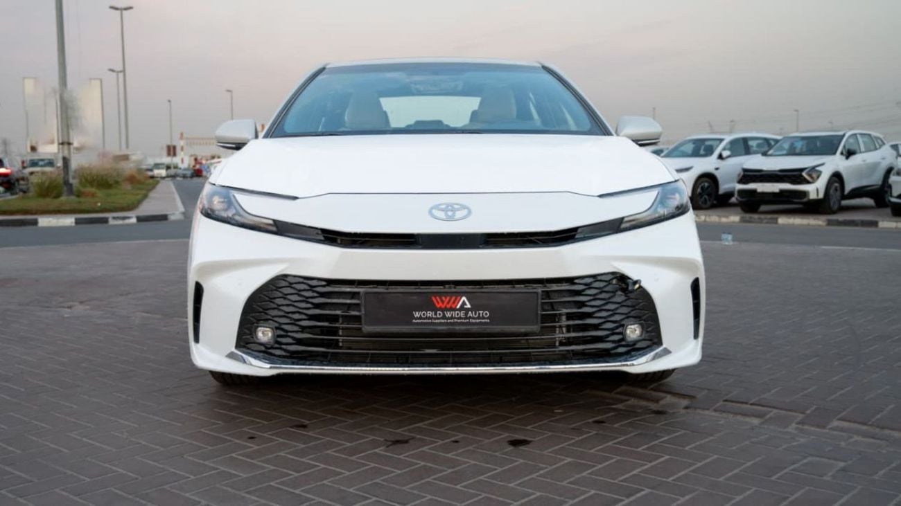 تويوتا كامري GLE 2.5L Hybrid