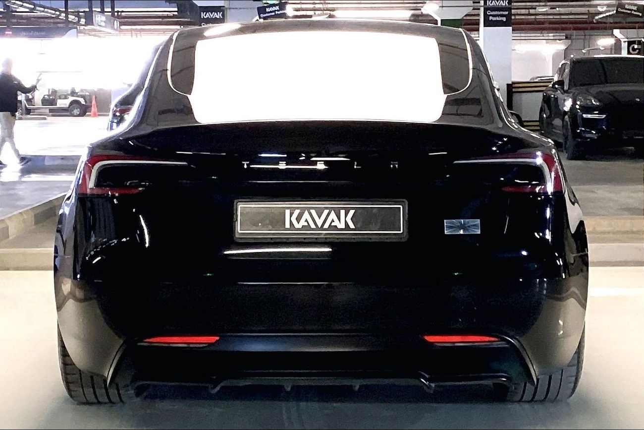 تسلا موديل 3 Performance (Dual Motor) | شامل الضمان | 0 ﺪﻔﻋﺓ ﺃﻮﻟﻯ