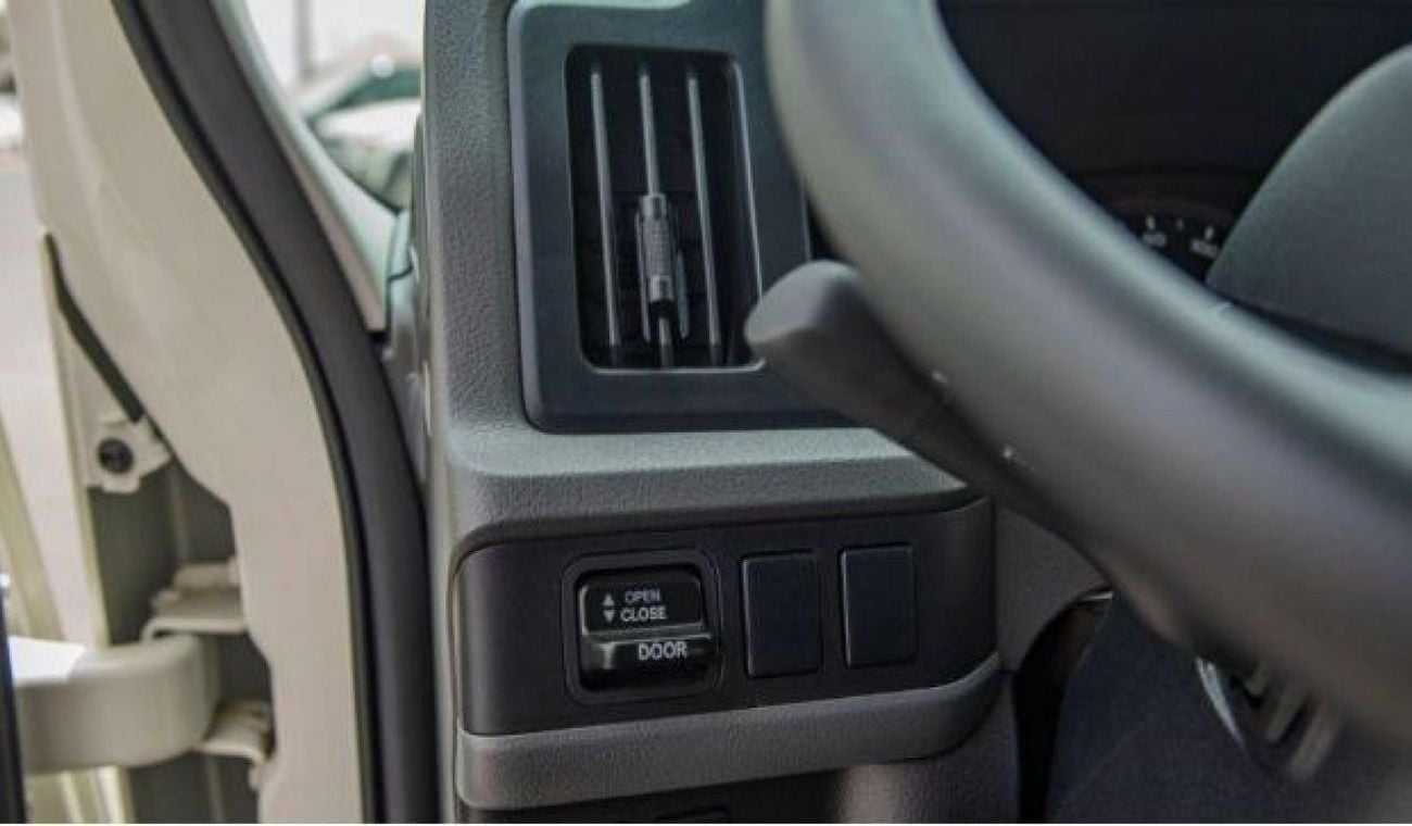 تويوتا كوستر TOYOTA COASTER DIESEL 4.2L MT MY2025 0KM 30 SEATER