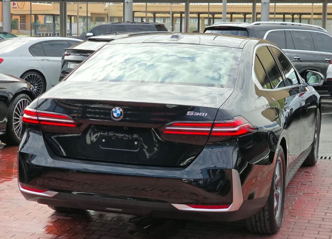 BMW 530i EXCLUSIVE PURE EXCELLENCE Under Warranty and Service 2026 GCC