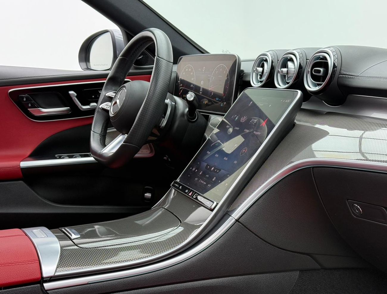 مرسيدس بنز C 200 2022 Mercedes Benz C200 AMG Premium, 2027 MB Warranty + Service Pack, Fully Loaded, GCC