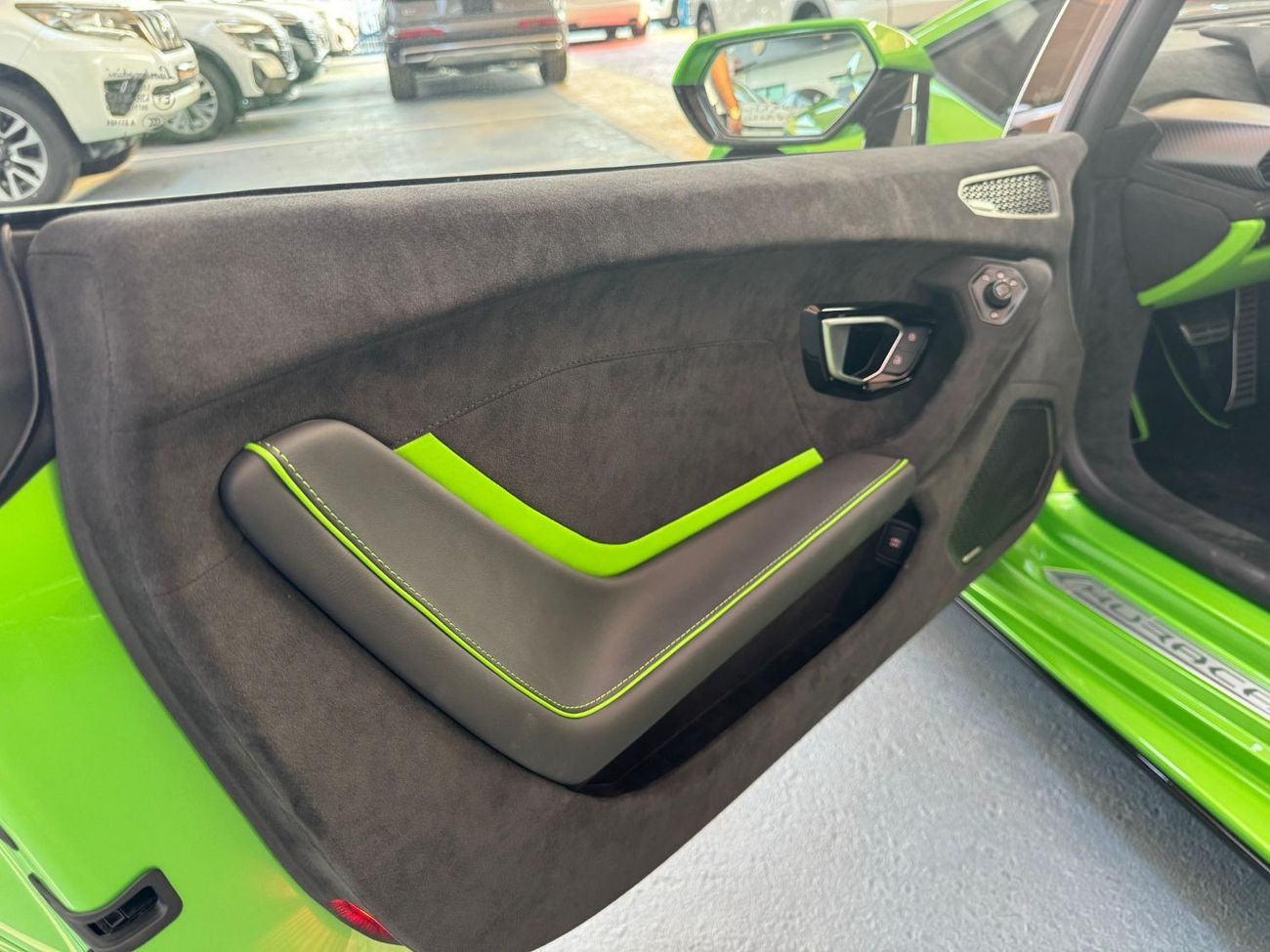 لامبورغيني هوراكان 2023 Lamborghini Huracan-Tecnica