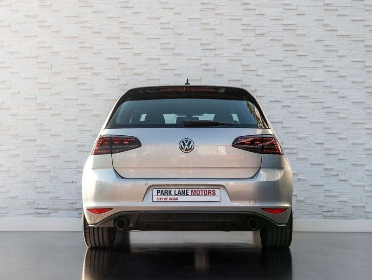 فولكس واجن جولف GTI GTI 2 Door