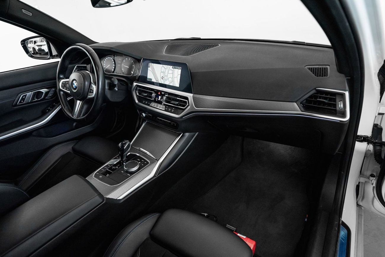 BMW 330i M Sport 2.0L (255 HP)