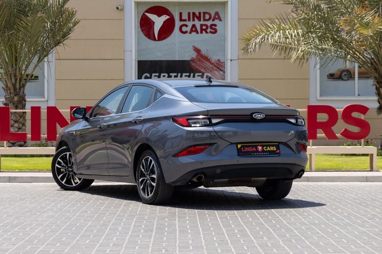 JAC J7 JAC J7 2023 GCC under Agency Warranty with Flexible Down-Payment.