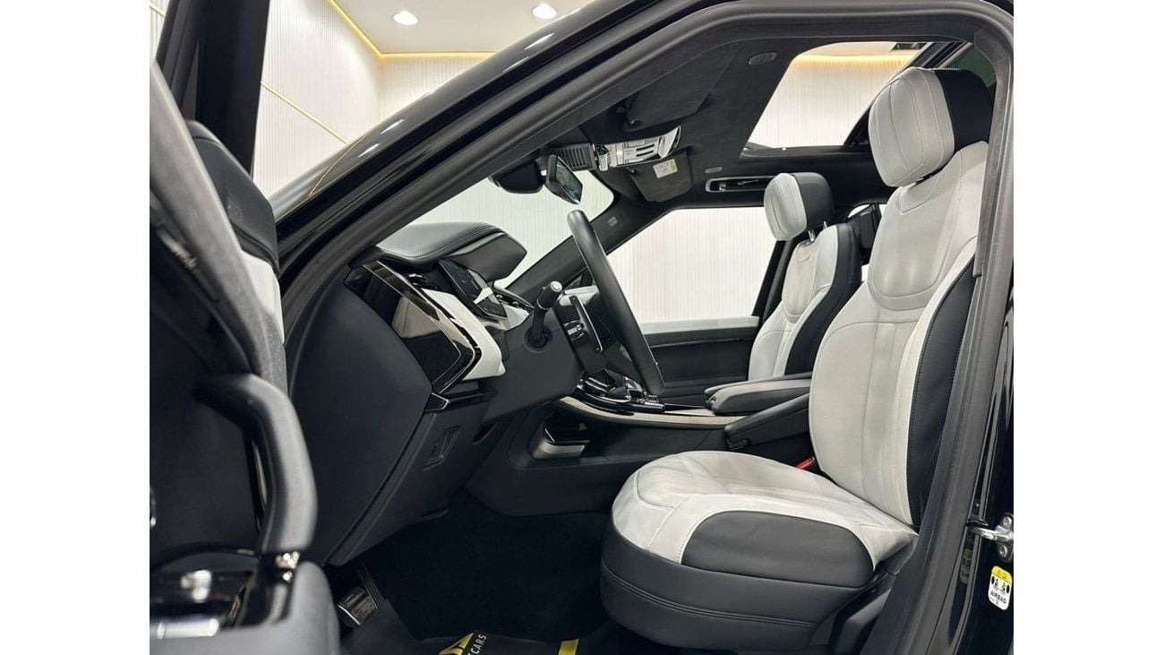 لاند روفر رينج روفر سبورت 2023 Range Rover Sport PS530 First Edition V8, Nov 2027 Range Rover Warranty, Full Options, GCC