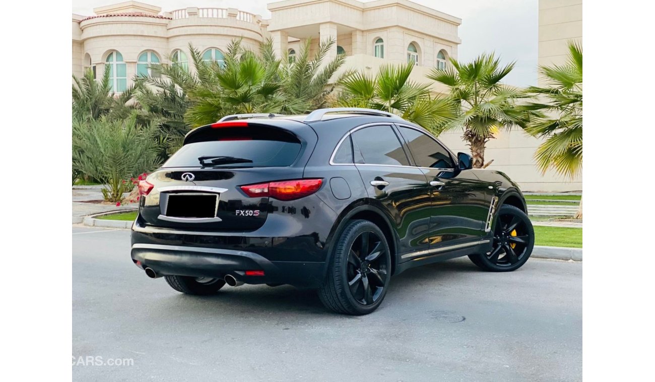 Infiniti FX50 INFINITI FX50 || GCC || 5.0 V8 || VERY WELL MAINTAINED