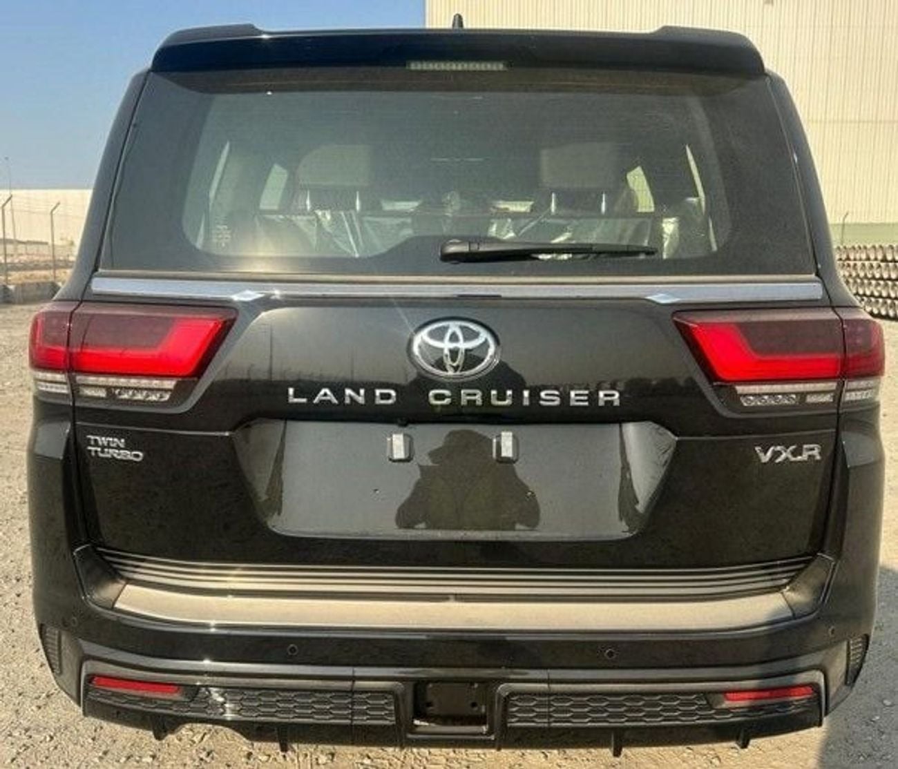تويوتا لاند كروزر 2026 Toyota Land Cruiser LC300 VXR ZX (Full-Option with Radar & Aero Kit) 3.5L V6 Twin Turbo Petrol