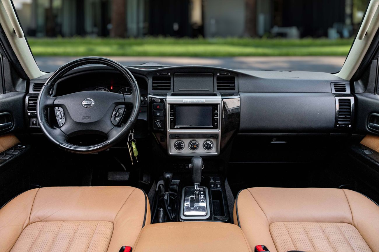 نيسان باترول سفاري Patrol Safari | 2,938 P.M | 0% Downpayment | WARRANTY | PRISTINE | LOW KM!