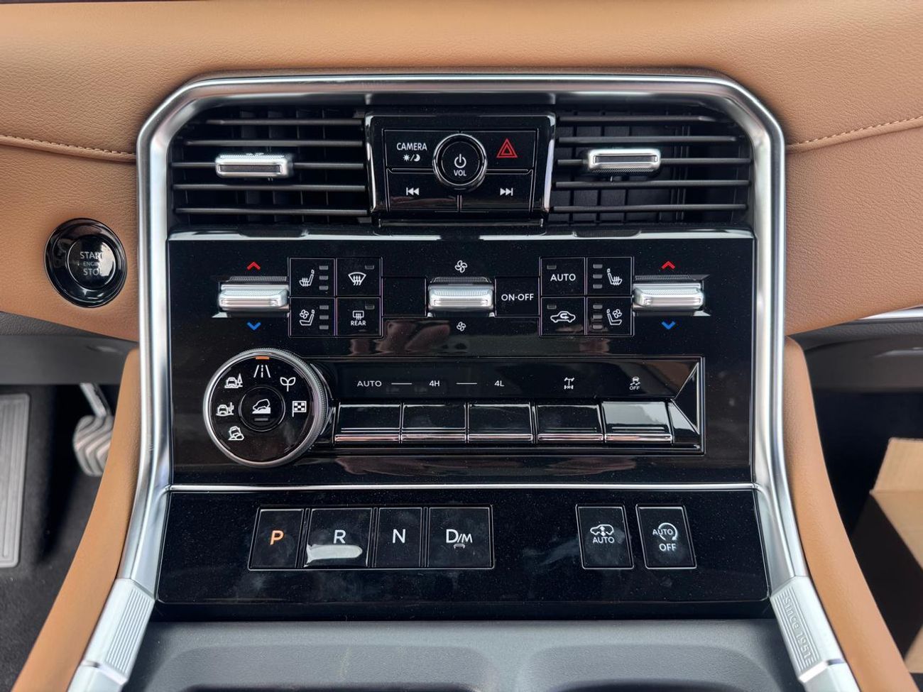 Nissan Patrol LE PLATINUM CITY 3.5L_ 2026_ (BLACK _TAN)