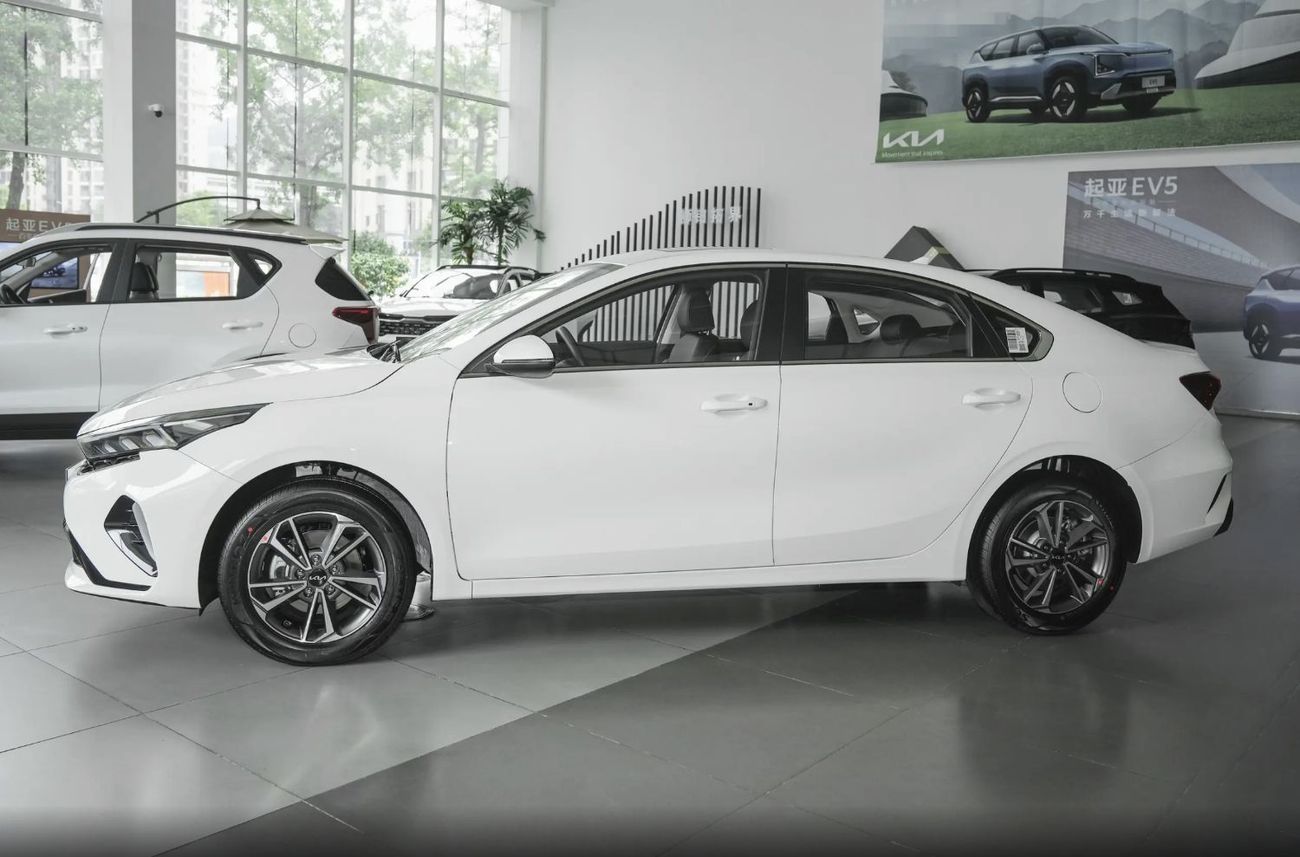 Kia K3 EX DLX 1.5L IVT