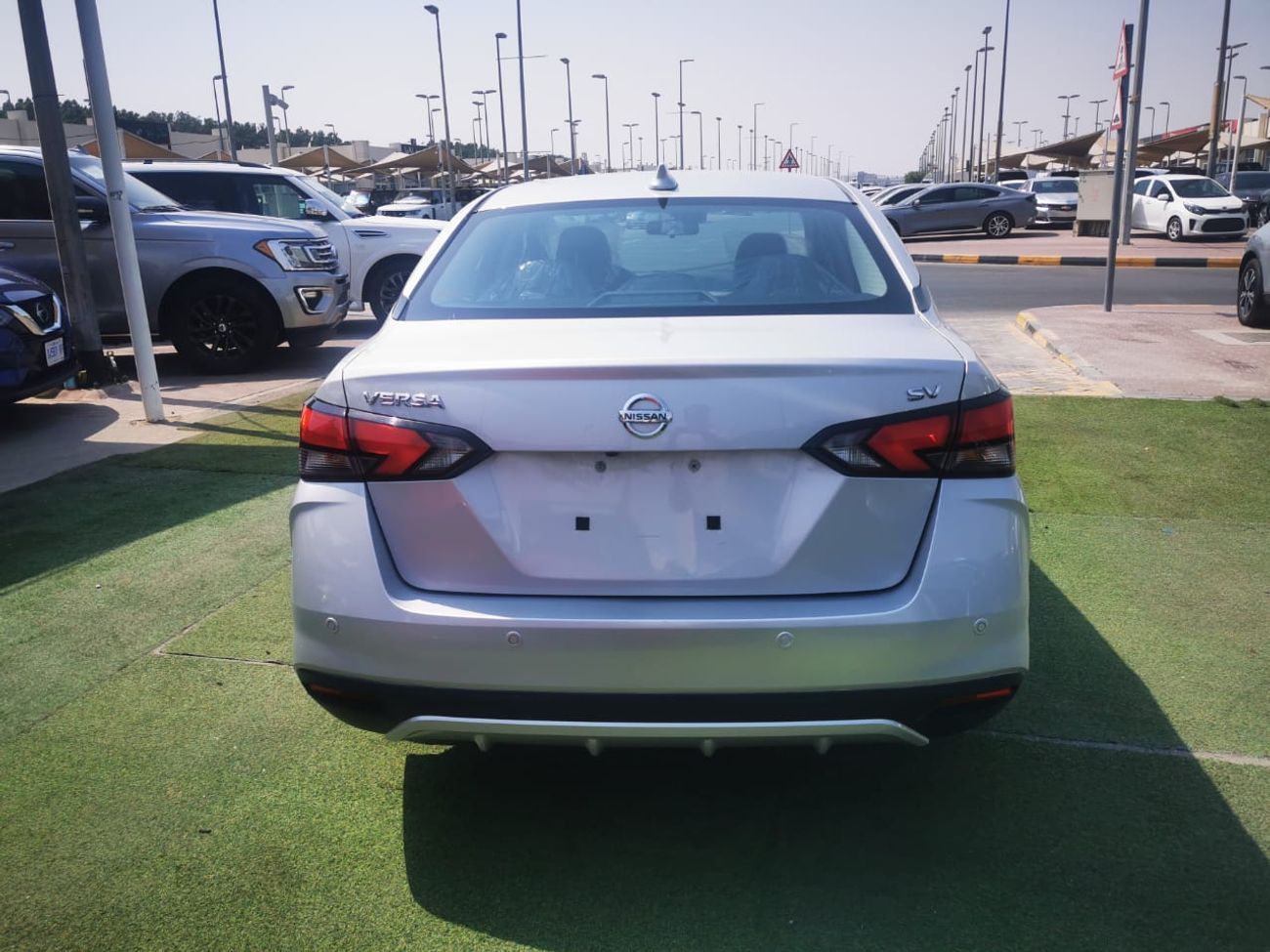 نيسان فيرسا Very Clean Car