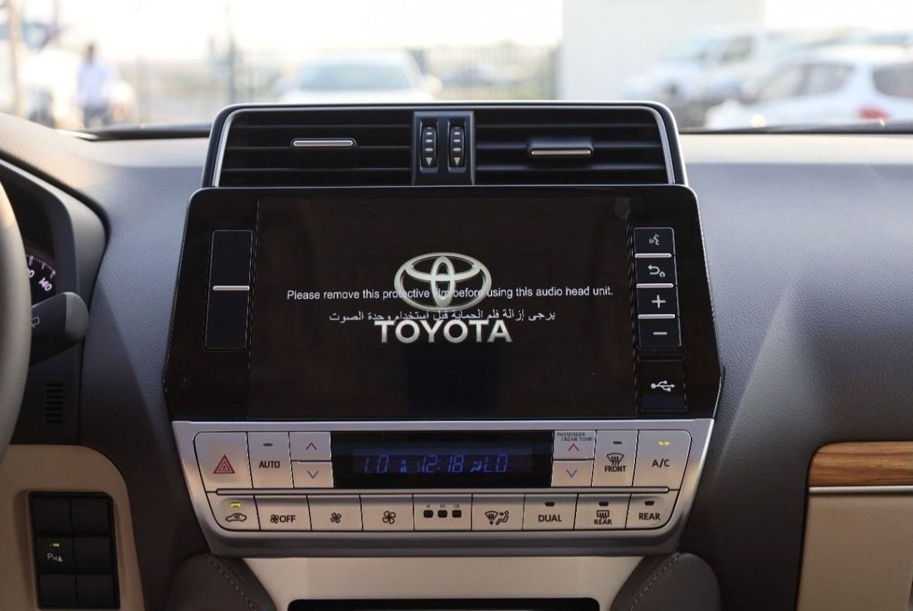 Toyota Prado TOYOTA_PRADO_VX1_2023_4.0L_V6_WHITE_GREY