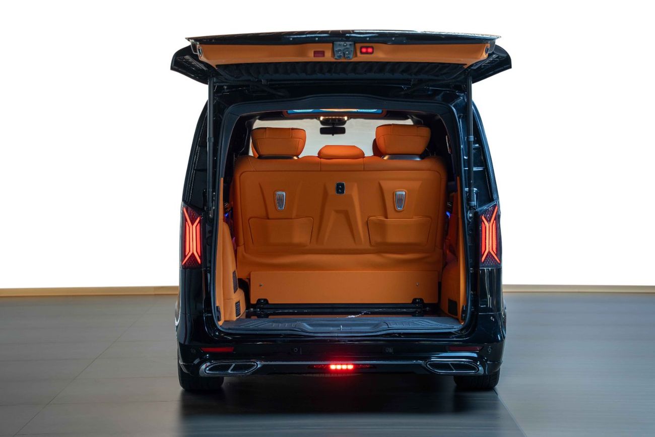 مرسيدس بنز V 250 VIP Luxury Interior | Reclining Seats, Sofa Bed  Ambient Lighting