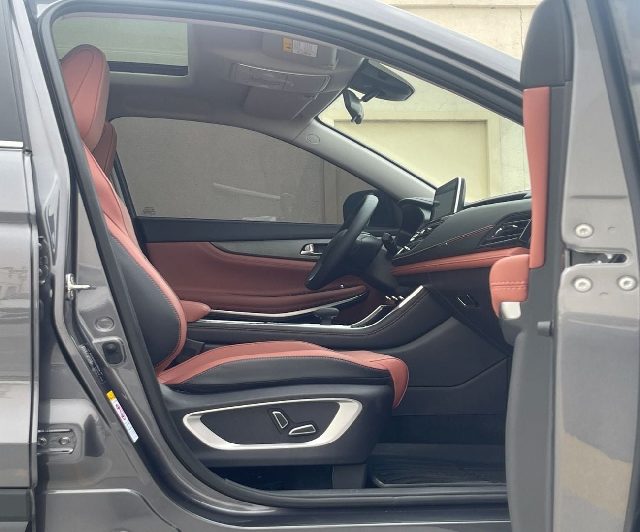 تشنجان CS75 Full option - leather interior - panoramic roof -360 degree camera