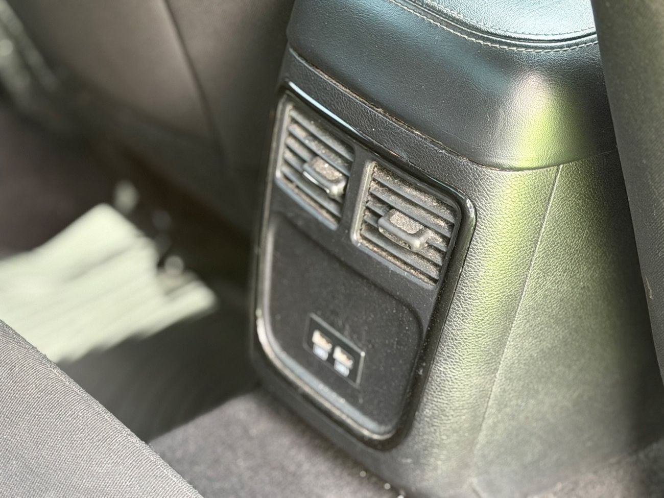 دودج تشارجر SXT Plus 3.6L