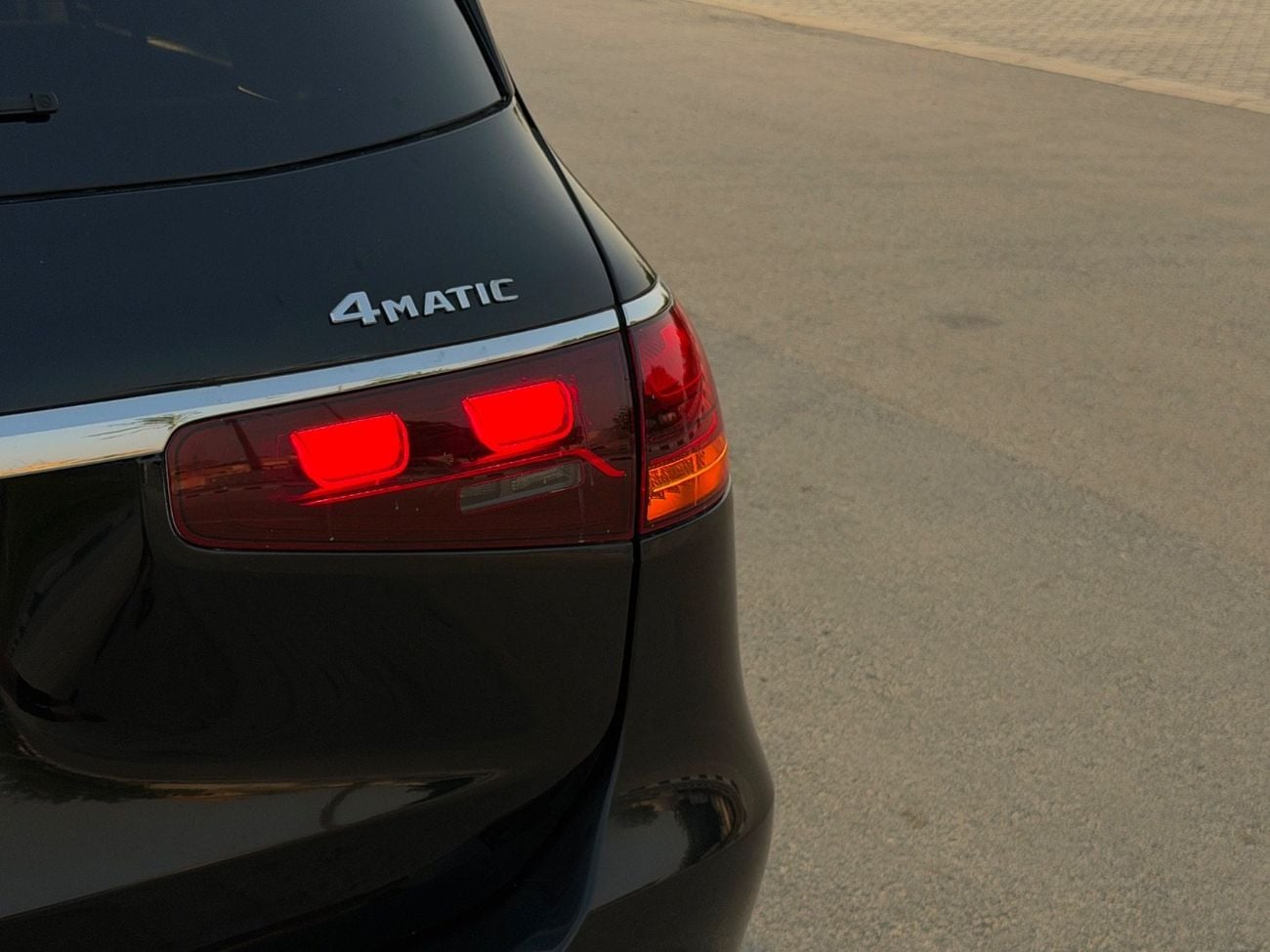 مرسيدس بنز GLS 450 4MATIC