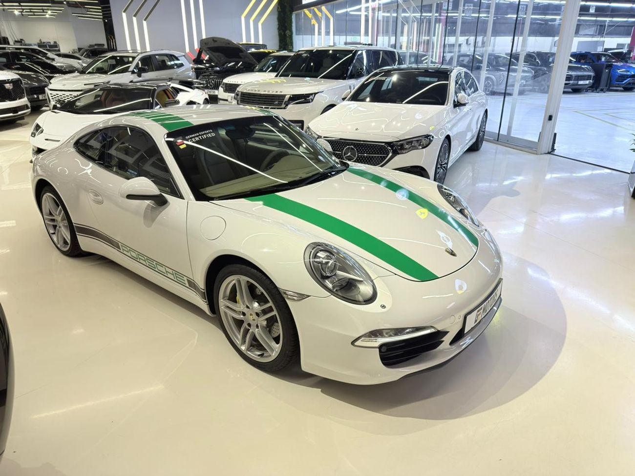 Porsche 911 Carrera 3.6L Coupe 2012 Porsche 911 Carrera - GCC - Full Service History - Good Condition