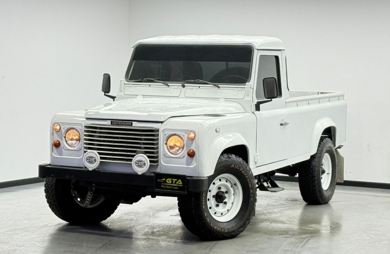Land Rover Defender 1998 Land Rover Defender 110 Pickup, Excellent Condition, GCC
