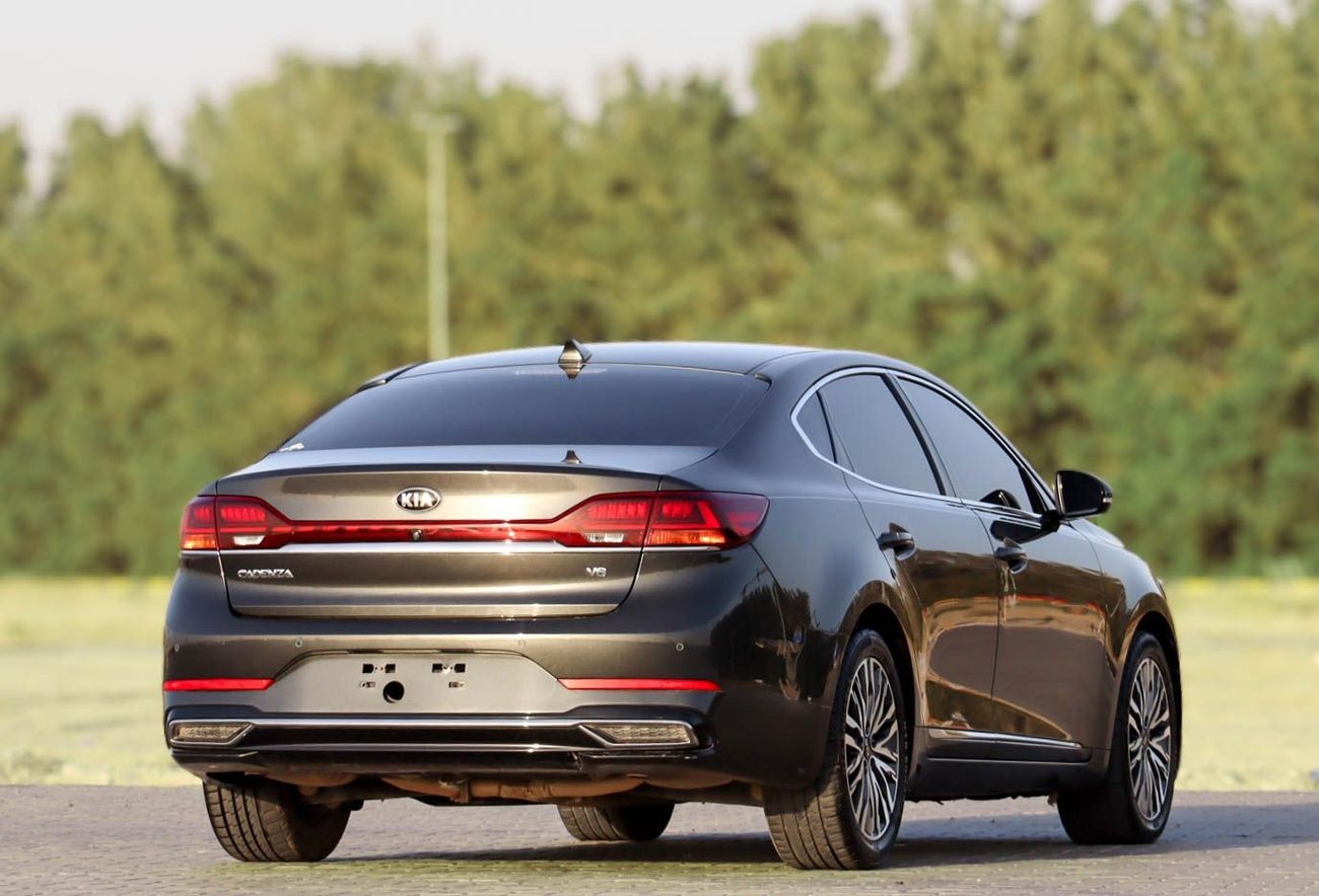 كيا كادنزا GDi Mid 3.3L KIA CADENZA  2021 GCC V6, original paint accident-free, in excellent condition 1093 P.M