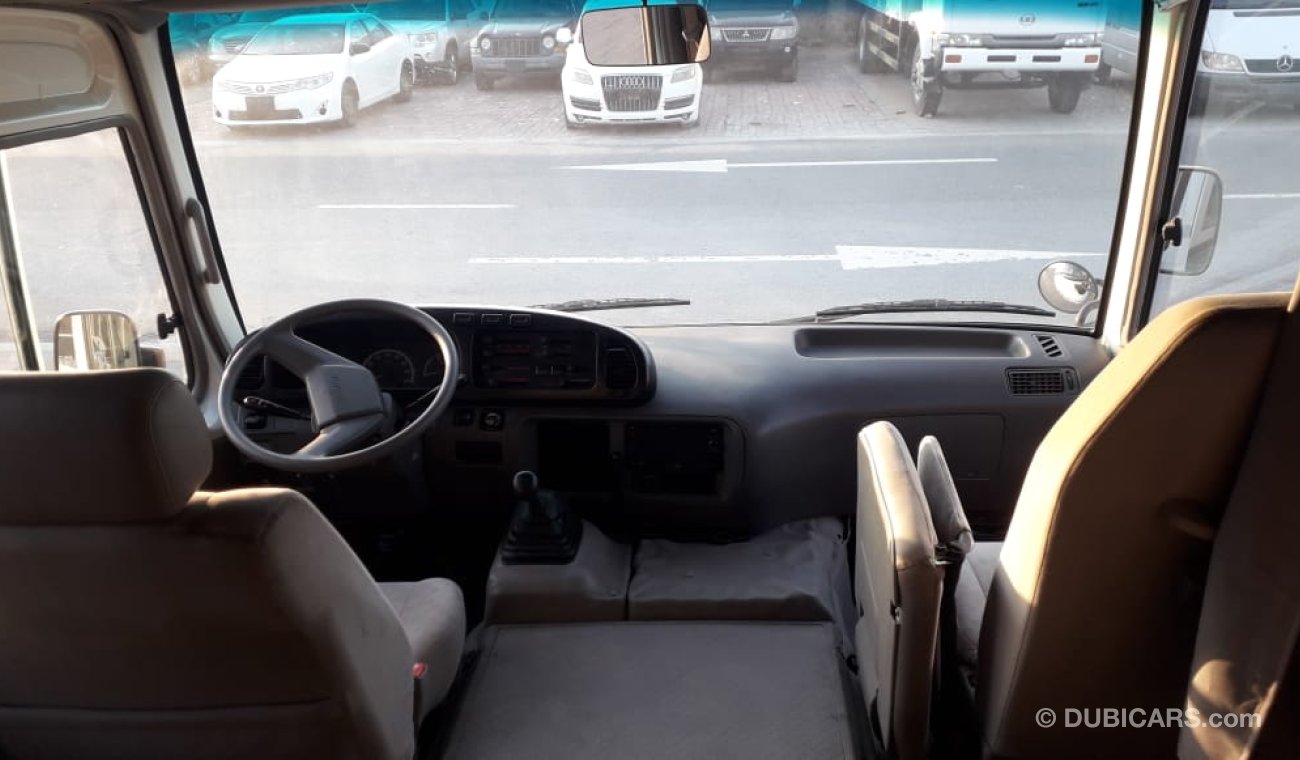 Toyota Coaster 4.2L Diesel, Manual, MP3 Interface, CD Player, Tuner Radio, PARA EXPORTAÇÃO PARA A ÁFRICA (ANGOLA)
