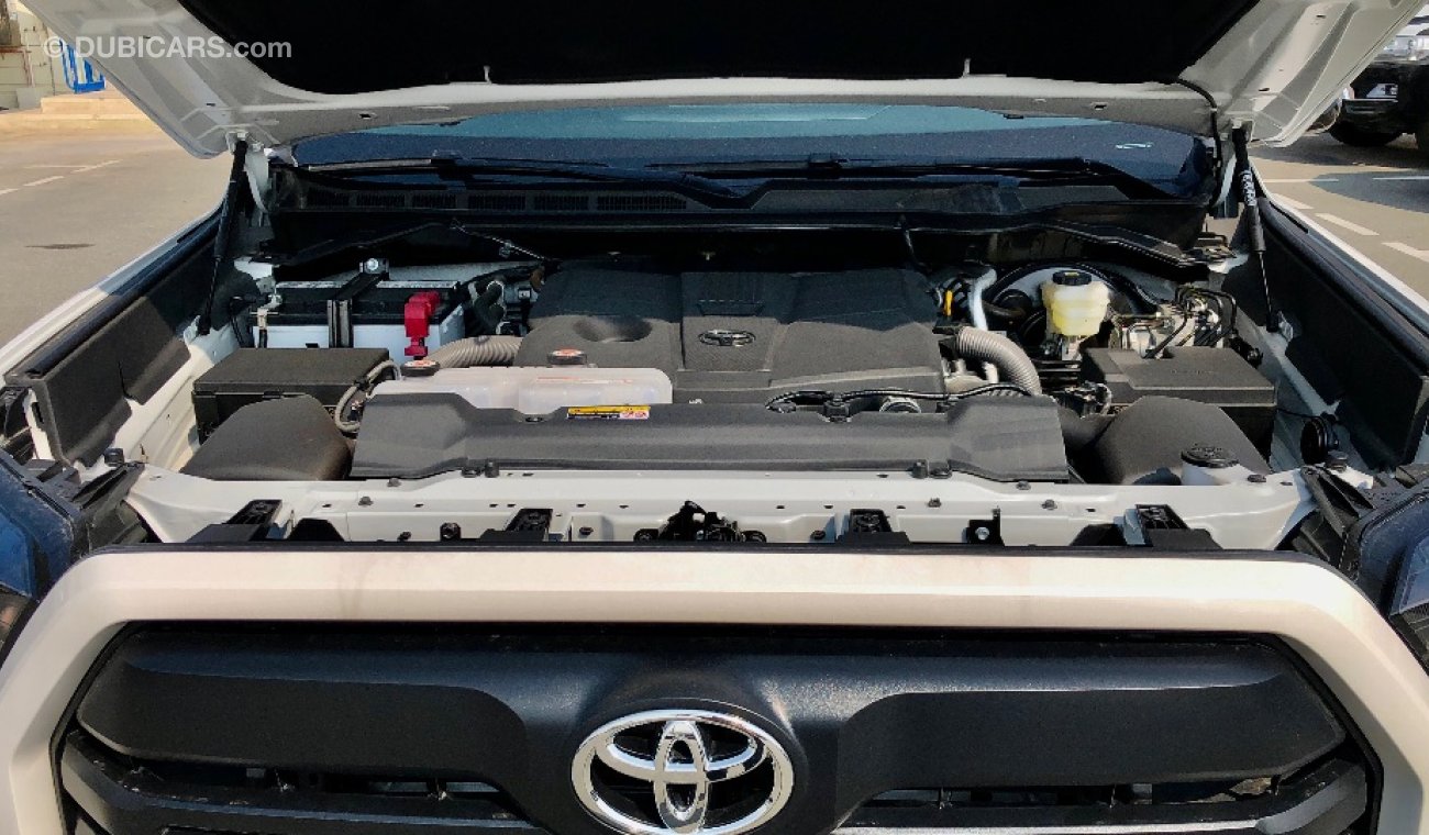 Toyota Tundra SR5 3.5L GASOLINE 4x4 2022