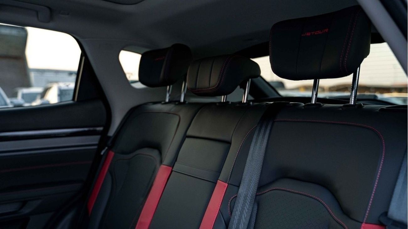 Jetour Dashing Jetour Dashing 1.6L petrol Luxury full option 2026 Middle East specs