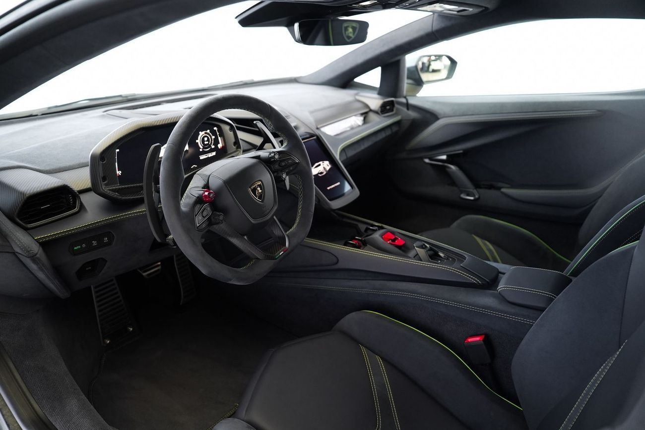 Lamborghini Revuelto 6.5L V12 Hybrid